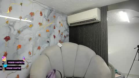 Im Katherine but call me Kate  online show from 11.21.25