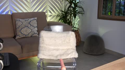 Snapshot of kateowens chatting on 02.08.25 Kate Owens online show from 02.08.25