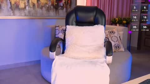 Snapshot of kateowens chatting on 02.17.25 Kate Owens online show from 02.17.25