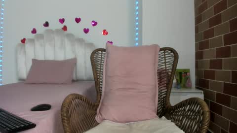 katherin moore online show from 09.20.25