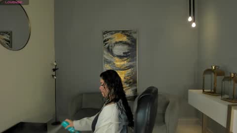 Snapshot of katesunder chatting on 03.11.25 K A T E online show from 03.11.25