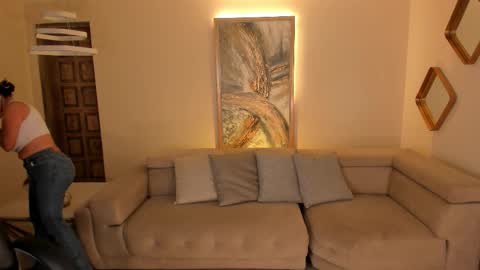 Snapshot of katesunder chatting on 10.25.25 K A T E online show from 10.25.25