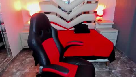 kate Tompson online show from 02.09.26