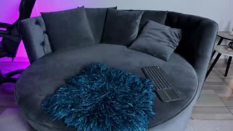 KATHE ANDERSON online show from 01.17.26