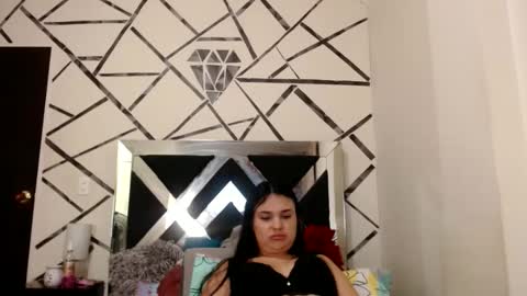 Snapshot of kathe_sant chatting on 01.12.25 KATHE SANT online show from 01.12.25