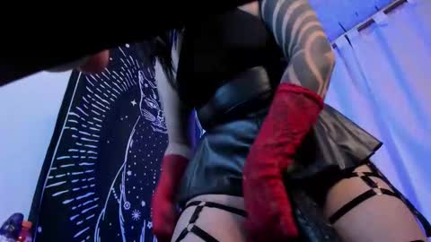 Snapshot of katherin_contin666 chatting on 12.18.25 Katherin your fking goddes online show from 12.18.25