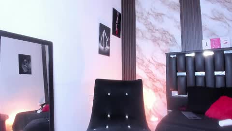 Snapshot of katherina_diaz chatting on 05.17.26 Katherina online show from 05.17.26