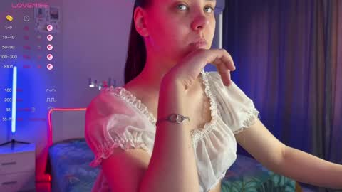 Snapshot of katherine__ross chatting on 05.15.26 katherine__ross online show from 05.15.26