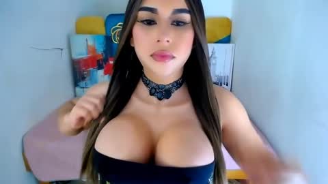 Snapshot of katherine_bigcock24 chatting on 02.05.25 KATHERINE online show from 02.05.25