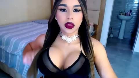 Snapshot of katherine_bigcock24 chatting on 02.17.25 KATHERINE online show from 02.17.25