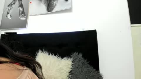 Snapshot of katherine_blair chatting on 06.29.26 katherine_blair online show from 06.29.26
