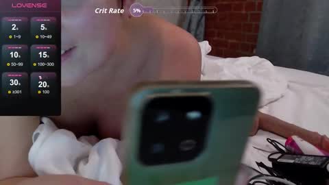 Snapshot of katherine_foxy chatting on 11.10.25 Ur Foxy online show from 11.10.25