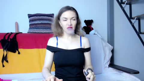 Snapshot of katherinemidnight chatting on 12.08.24 Katherine online show from 12.08.24