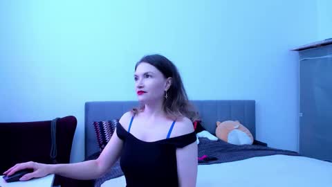 Snapshot of katherinemidnight chatting on 10.12.25 Katherine online show from 10.12.25