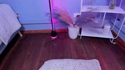 Kathia  online show from 11.13.25