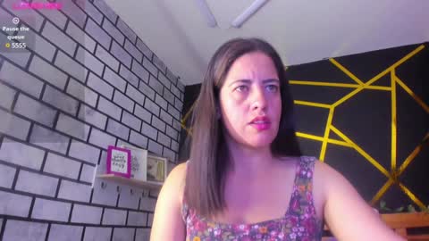 Paola online show from 12.04.24