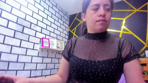 Paola online show from 12.24.24
