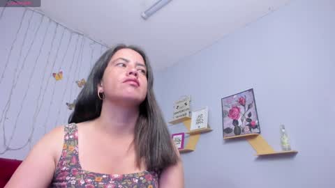Paola online show from 01.23.25