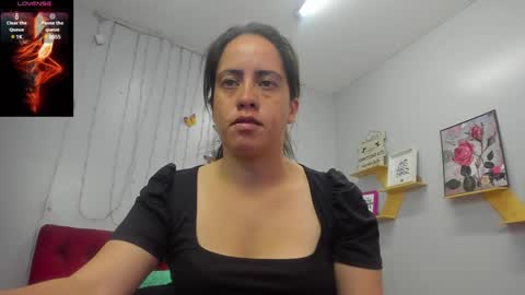 Paola online show from 02.05.25