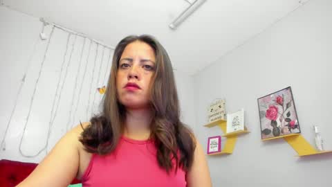 Paola online show from 03.01.25