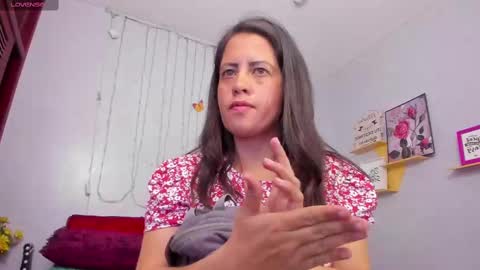 Paola online show from 03.08.25