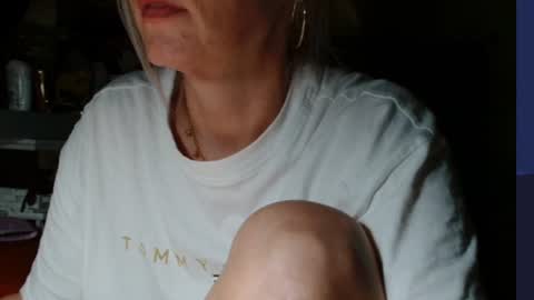Snapshot of kathleenedwards chatting on 07.19.26 Kathleen online show from 07.19.26