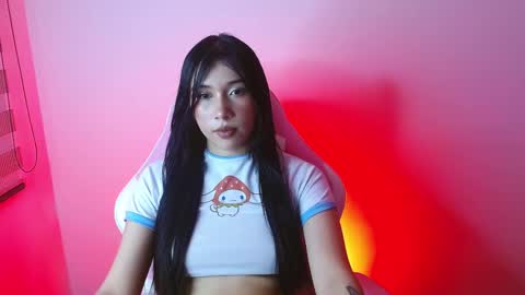 Snapshot of kathy_de chatting on 11.19.25 kathy de online show from 11.19.25