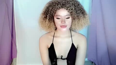 Snapshot of kathyfied chatting on 11.12.25 Kath online show from 11.12.25