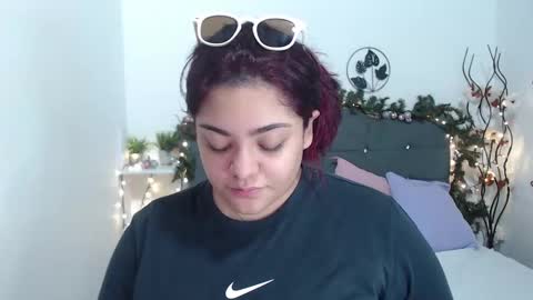 Snapshot of kathygonzalez_ chatting on 12.23.24 kathygonzalez_ online show from 12.23.24