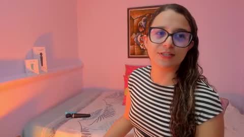 Snapshot of katia_foxx chatting on 03.12.25 Khaterine online show from 03.12.25