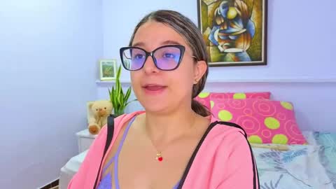 Snapshot of katia_foxx chatting on 09.15.25 Khaterine online show from 09.15.25