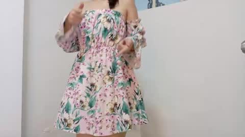 Snapshot of katia_rose23 chatting on 05.09.26 . . KATIA . . online show from 05.09.26
