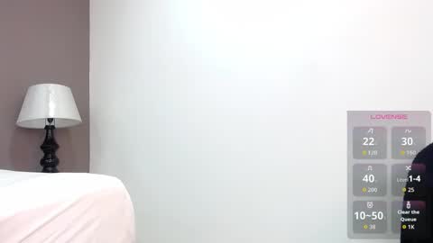 Katia Foster online show from 11.08.25