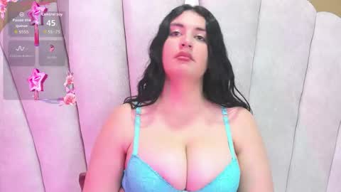 katiajones_vc online show from 09.08.25