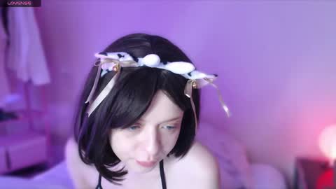 Snapshot of katie_deville chatting on 04.27.26 Katie Deville online show from 04.27.26
