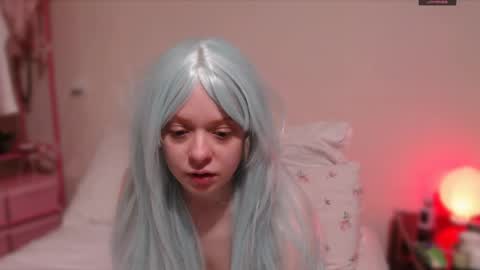 Snapshot of katie_deville chatting on 05.17.26 Katie Deville online show from 05.17.26