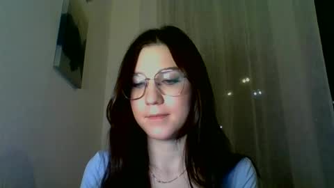 Snapshot of katie_foxi chatting on 02.21.25 katie_foxi online show from 02.21.25