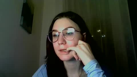 Snapshot of katie_foxi chatting on 02.22.25 katie_foxi online show from 02.22.25