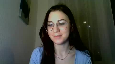 Snapshot of katie_foxi chatting on 02.28.25 katie_foxi online show from 02.28.25