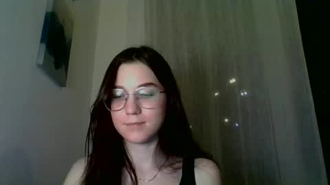 Snapshot of katie_foxi chatting on 03.06.25 katie_foxi online show from 03.06.25
