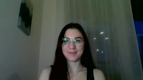 Snapshot of katie_foxi chatting on 03.07.25 katie_foxi online show from 03.07.25