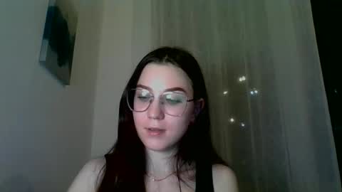 Snapshot of katie_foxi chatting on 03.07.25 katie_foxi online show from 03.07.25