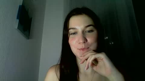 Snapshot of katie_foxi chatting on 09.28.25 katie_foxi online show from 09.28.25