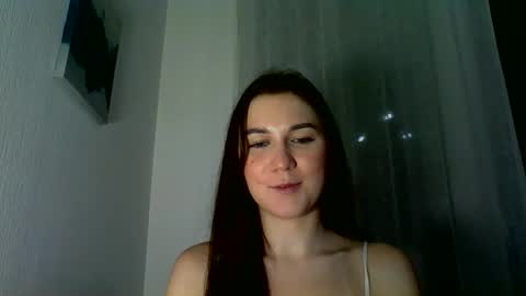 Snapshot of katie_foxi chatting on 10.28.25 katie_foxi online show from 10.28.25