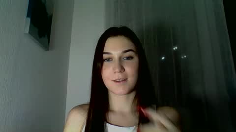 Snapshot of katie_foxi chatting on 11.08.25 katie_foxi online show from 11.08.25