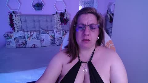 katerin Joness online show from 01.13.25