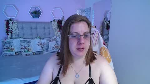 katerin Joness online show from 01.14.25