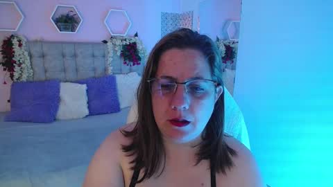 katerin Joness online show from 03.08.25