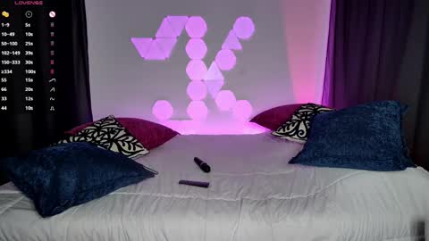 Snapshot of katie_kross_ chatting on 05.22.26 Katie Kross online show from 05.22.26
