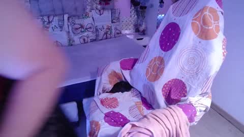 Snapshot of katiee_jones_ chatting on 01.11.25 Katherine online show from 01.11.25